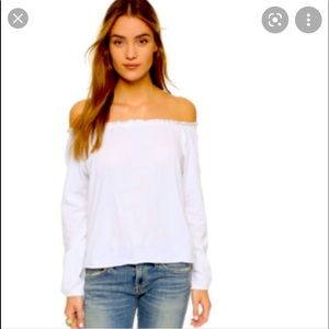 Chaser peasant off the shoulder too